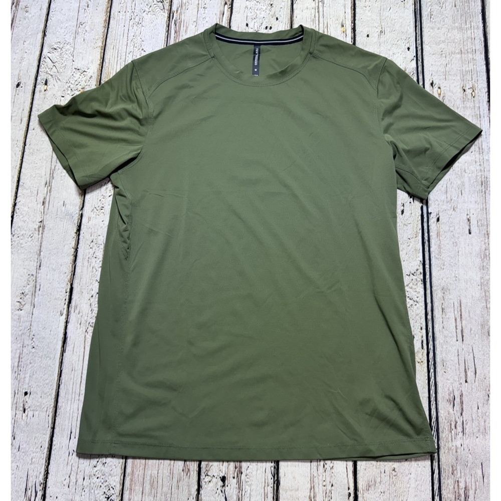 Ten Thousand Versatile Shirt Men's Medium Green Short Sleeve Gym Stretch *Flaw
